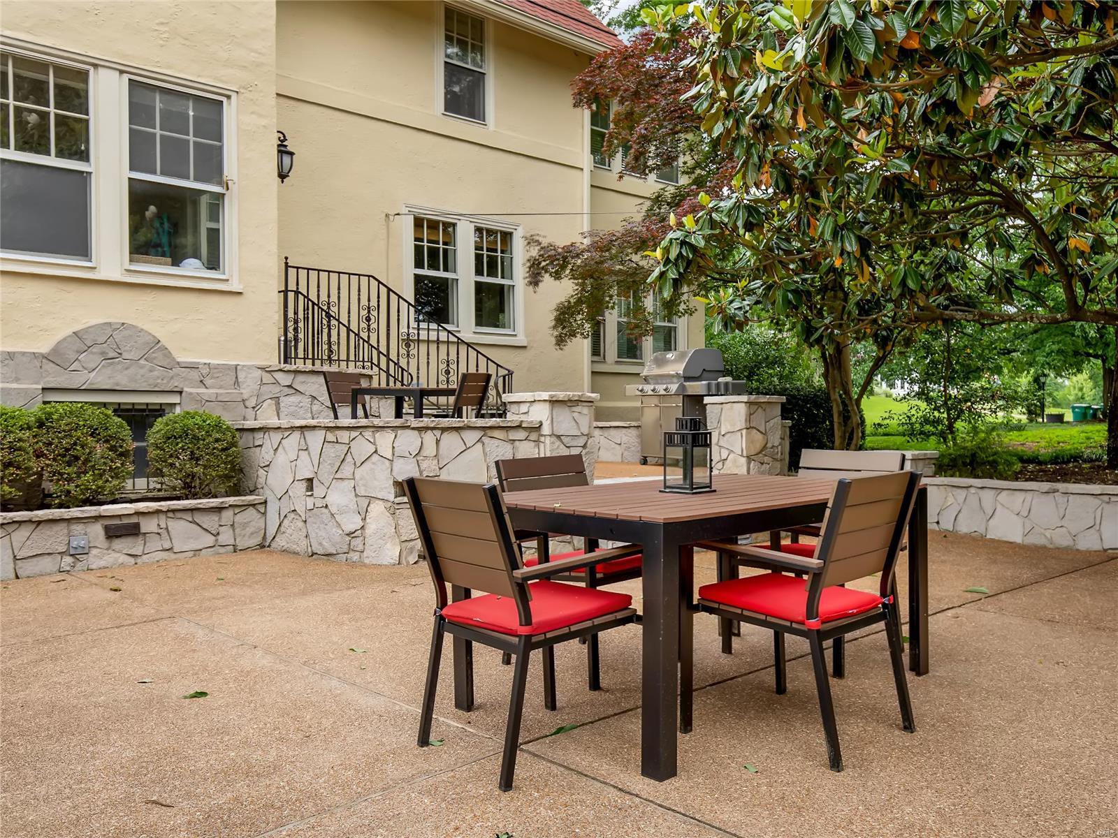 New Helfenstein Park - Residential