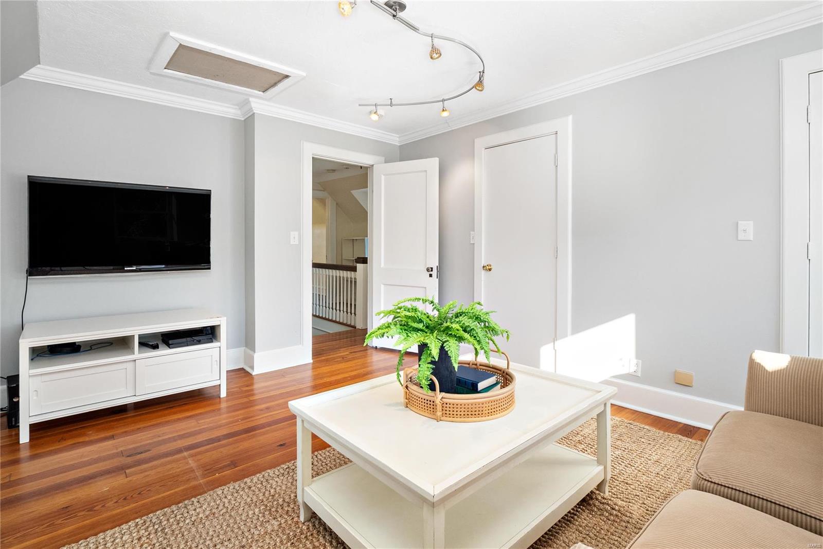 New Helfenstein Park - Residential