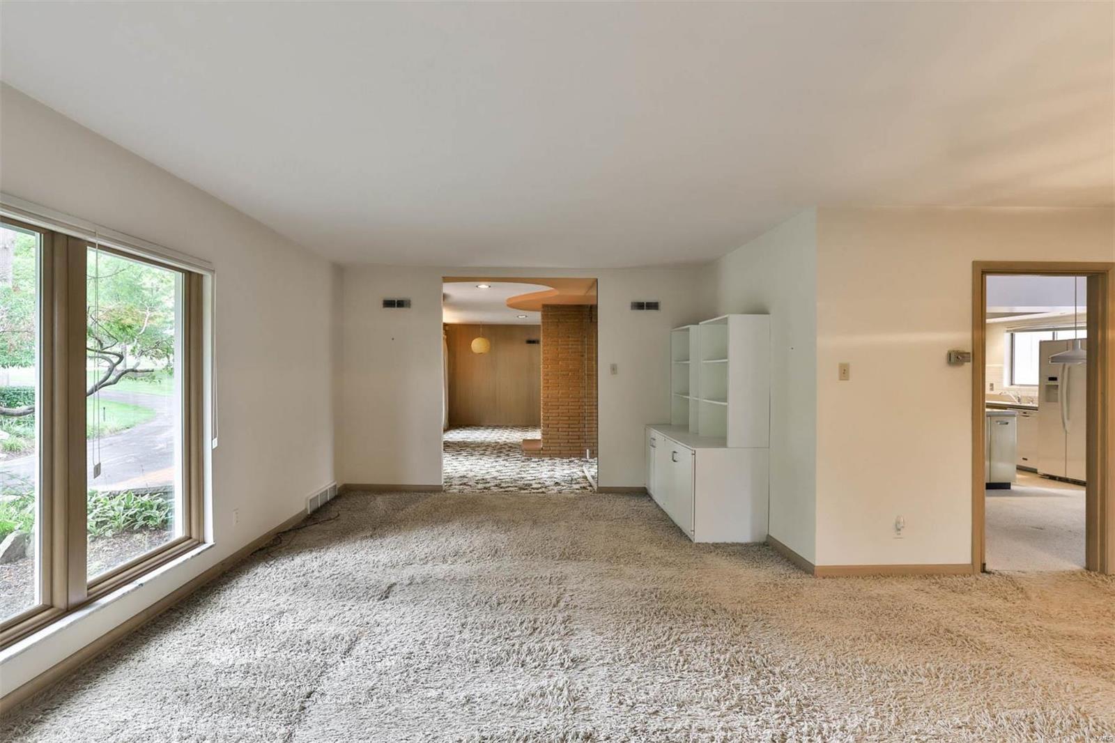 Huntleigh Manor - Residential