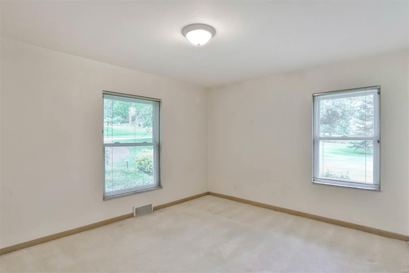 Huntleigh Manor - Residential