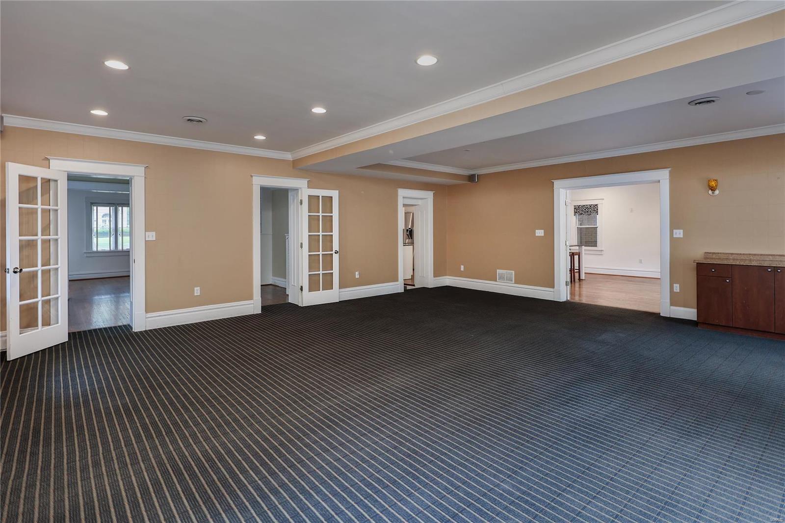 Maryland Terrace - Residential