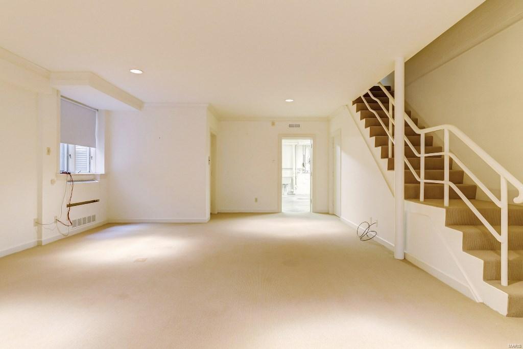 St Louis Country Club - Residential