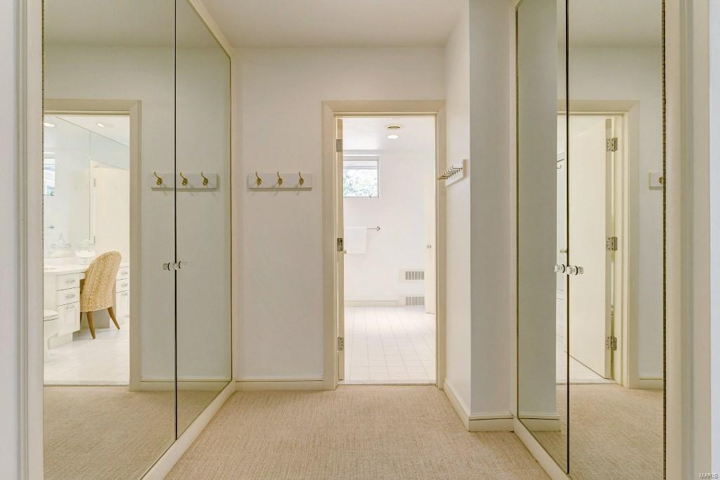 St Louis Country Club - Residential