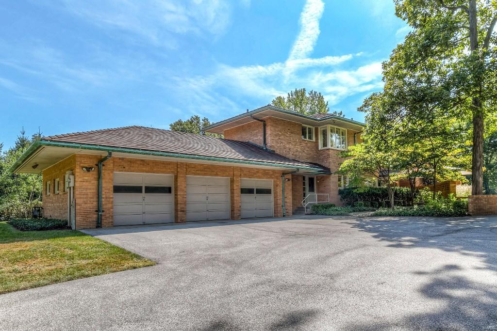 St Louis Country Club - Residential