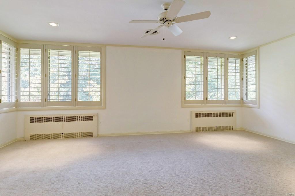 St Louis Country Club - Residential