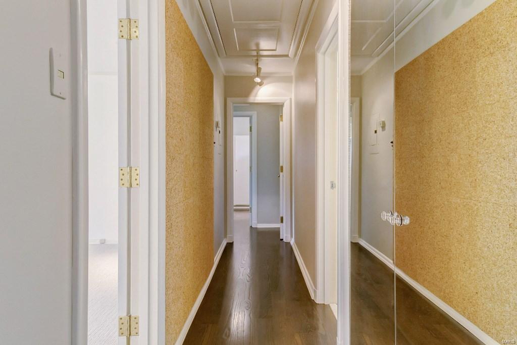 St Louis Country Club - Residential