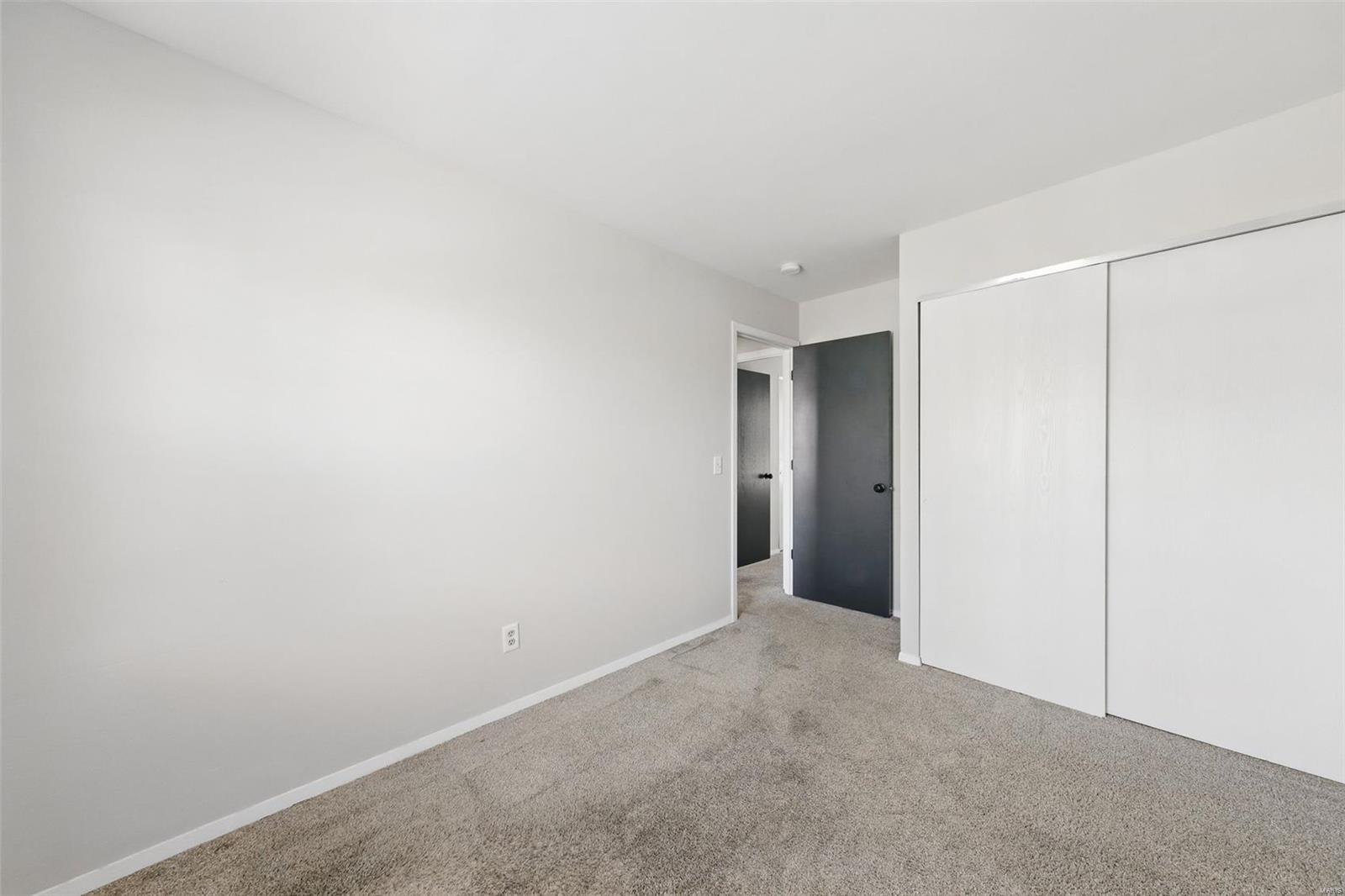 St Peters, Missouri 63376, United States, 4 Bedrooms Bedrooms, ,3 BathroomsBathrooms,Residential,Pending,108420