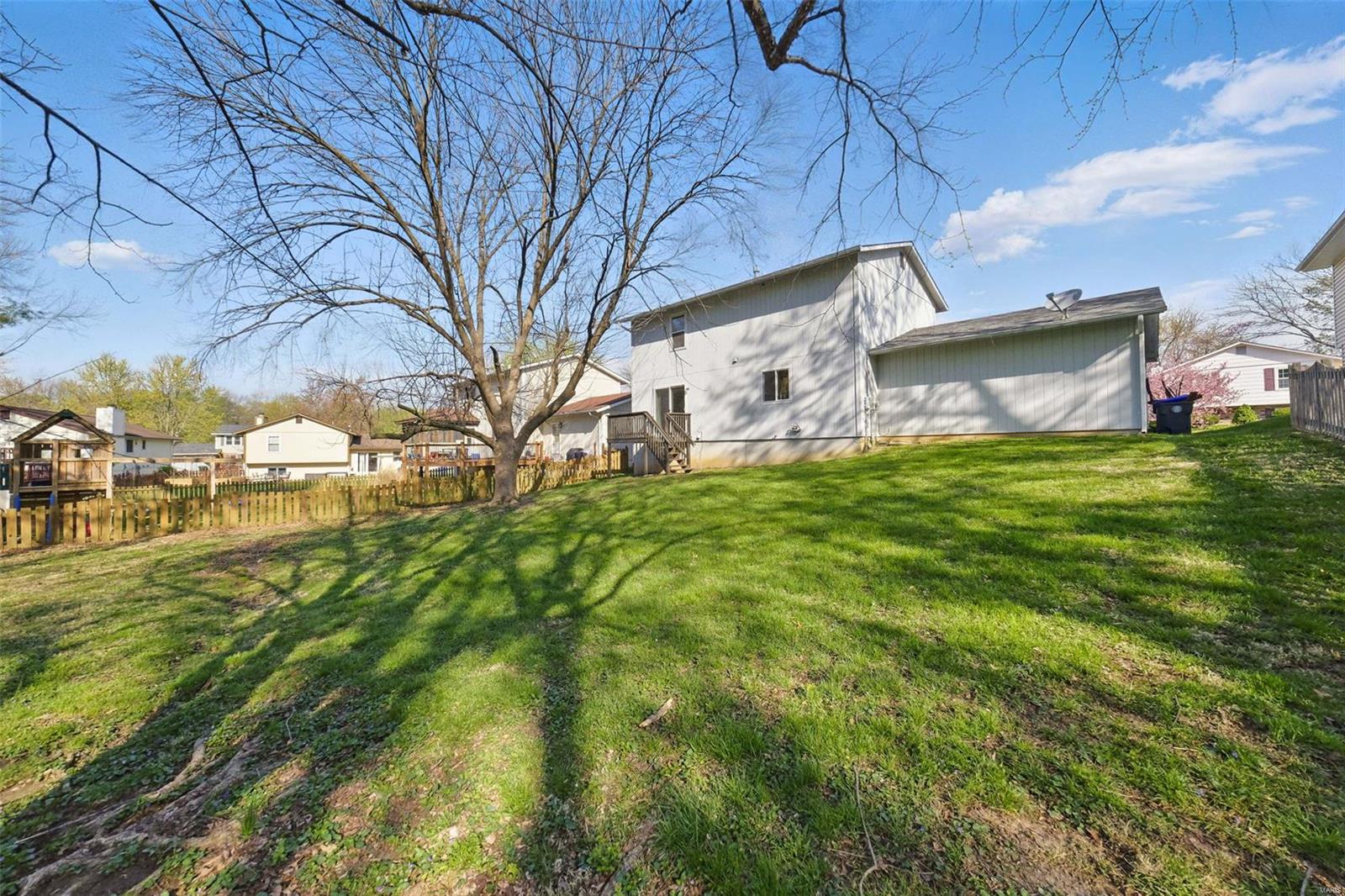 St Peters, Missouri 63376, United States, 4 Bedrooms Bedrooms, ,3 BathroomsBathrooms,Residential,Pending,108420