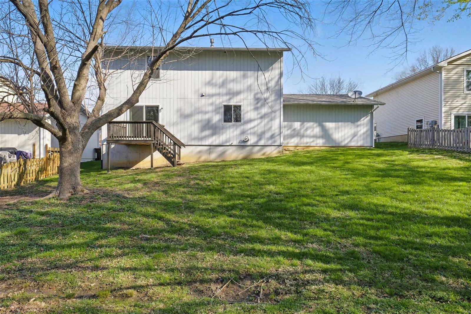 St Peters, Missouri 63376, United States, 4 Bedrooms Bedrooms, ,3 BathroomsBathrooms,Residential,Pending,108420