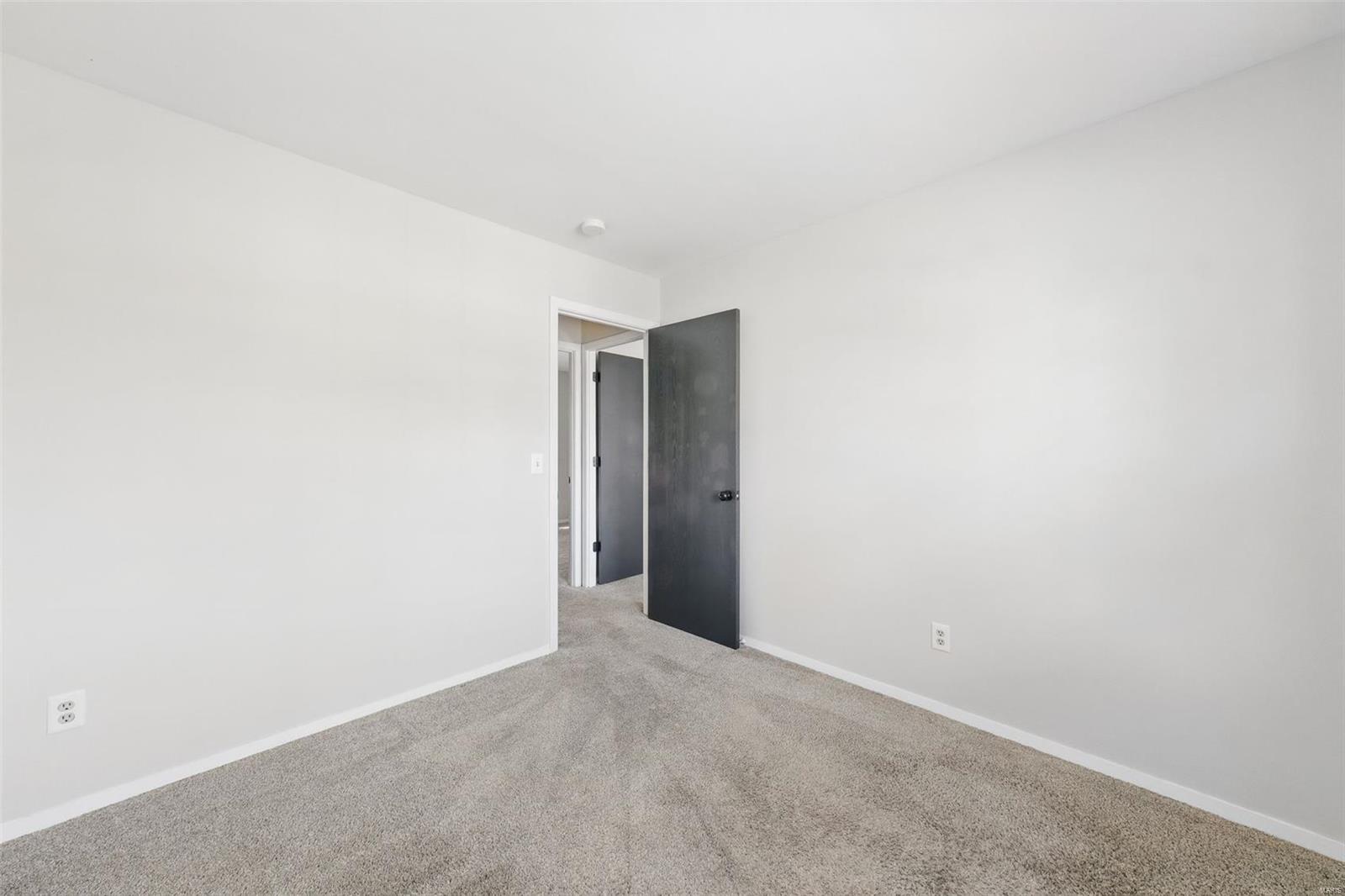 St Peters, Missouri 63376, United States, 4 Bedrooms Bedrooms, ,3 BathroomsBathrooms,Residential,Pending,108420