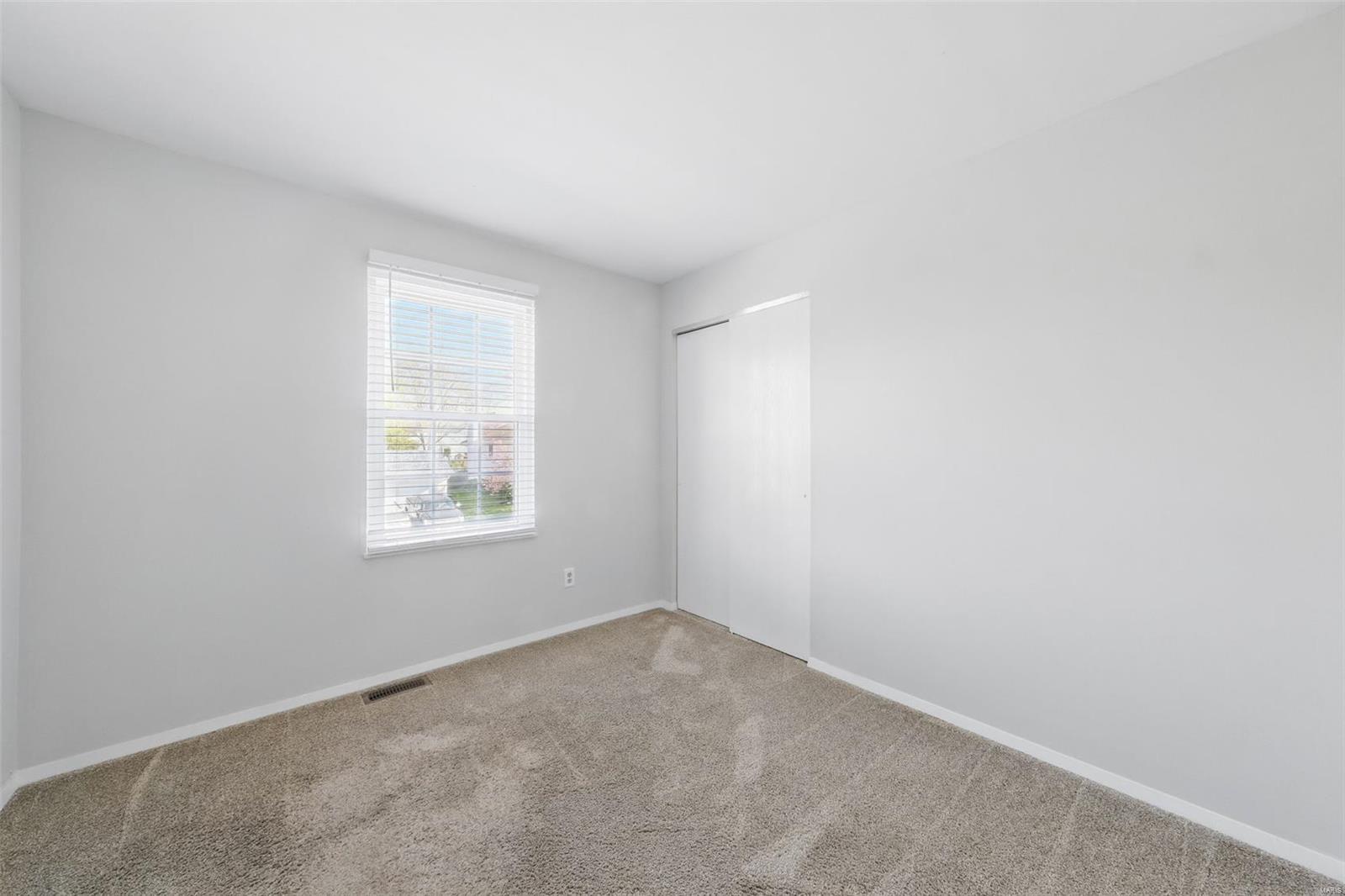 St Peters, Missouri 63376, United States, 4 Bedrooms Bedrooms, ,3 BathroomsBathrooms,Residential,Pending,108420