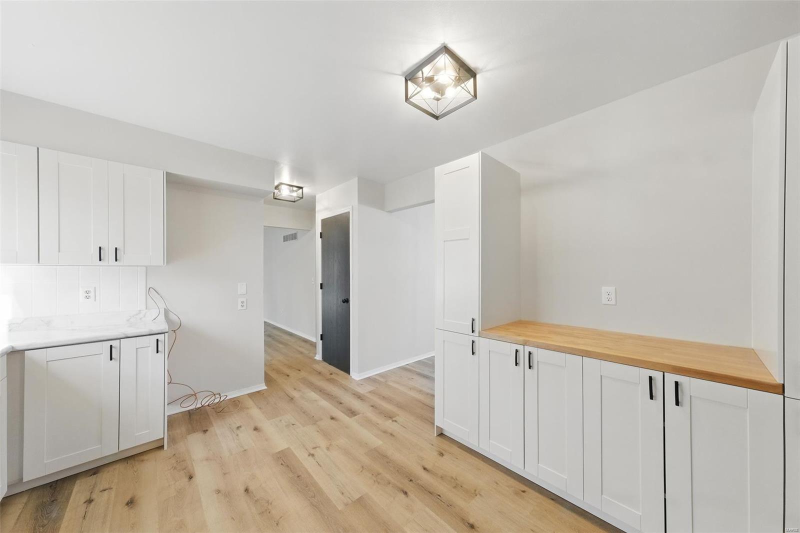 St Peters, Missouri 63376, United States, 4 Bedrooms Bedrooms, ,3 BathroomsBathrooms,Residential,Pending,108420