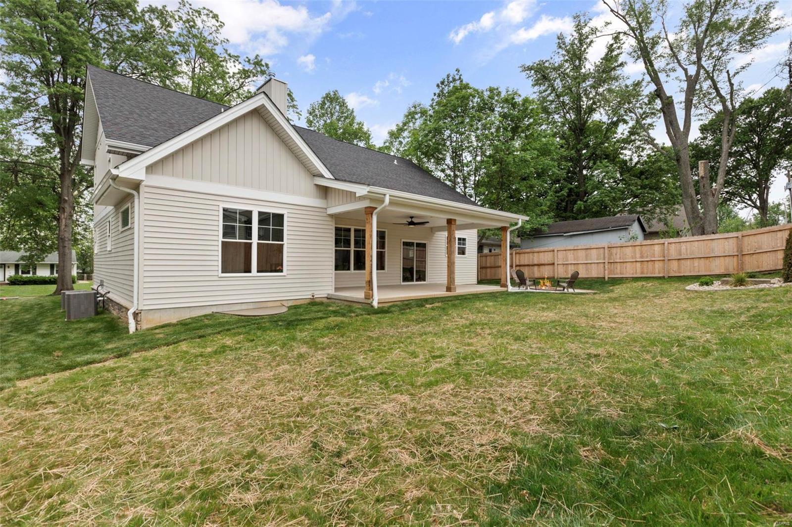 Des Peres Meadows - Residential