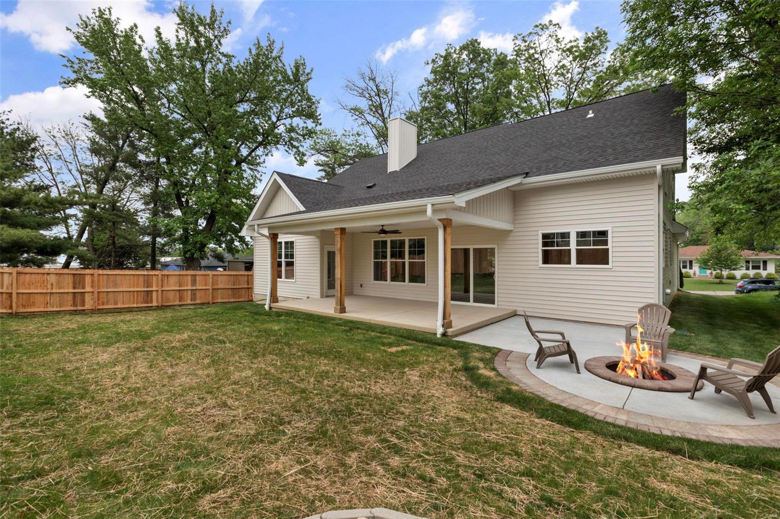 Des Peres Meadows - Residential