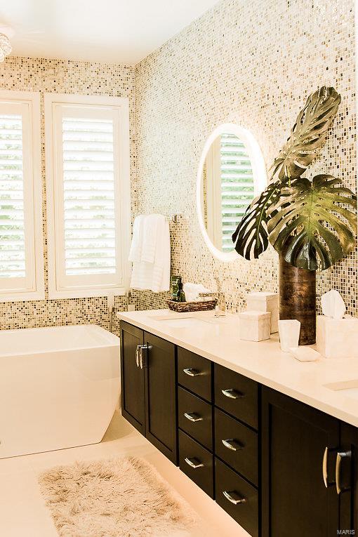 Three Sisters Farm - Residential