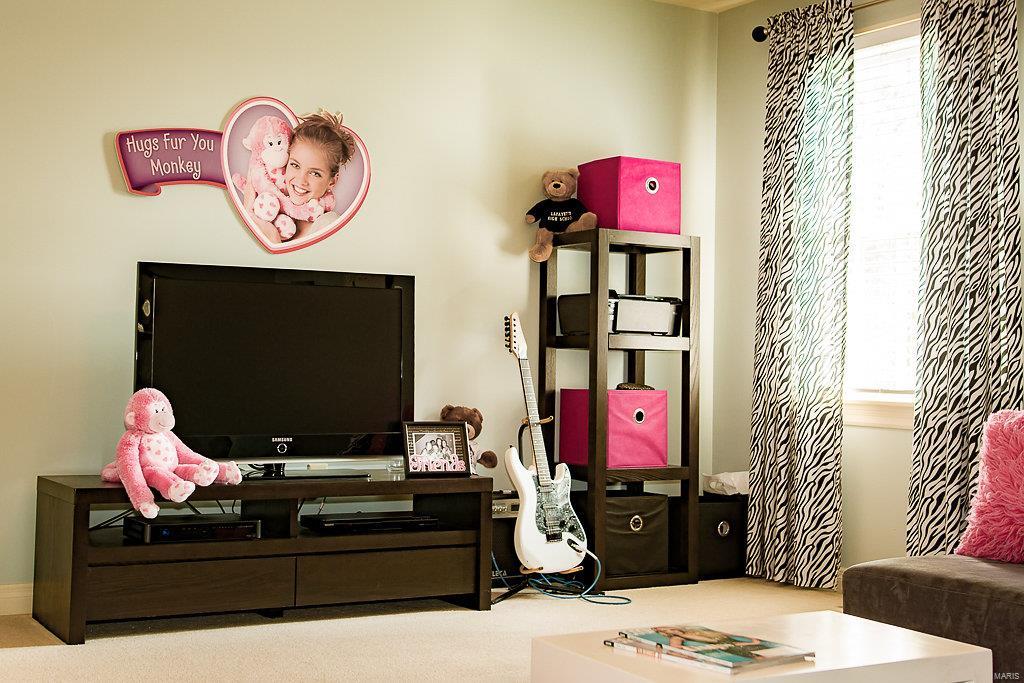 Three Sisters Farm - Residential