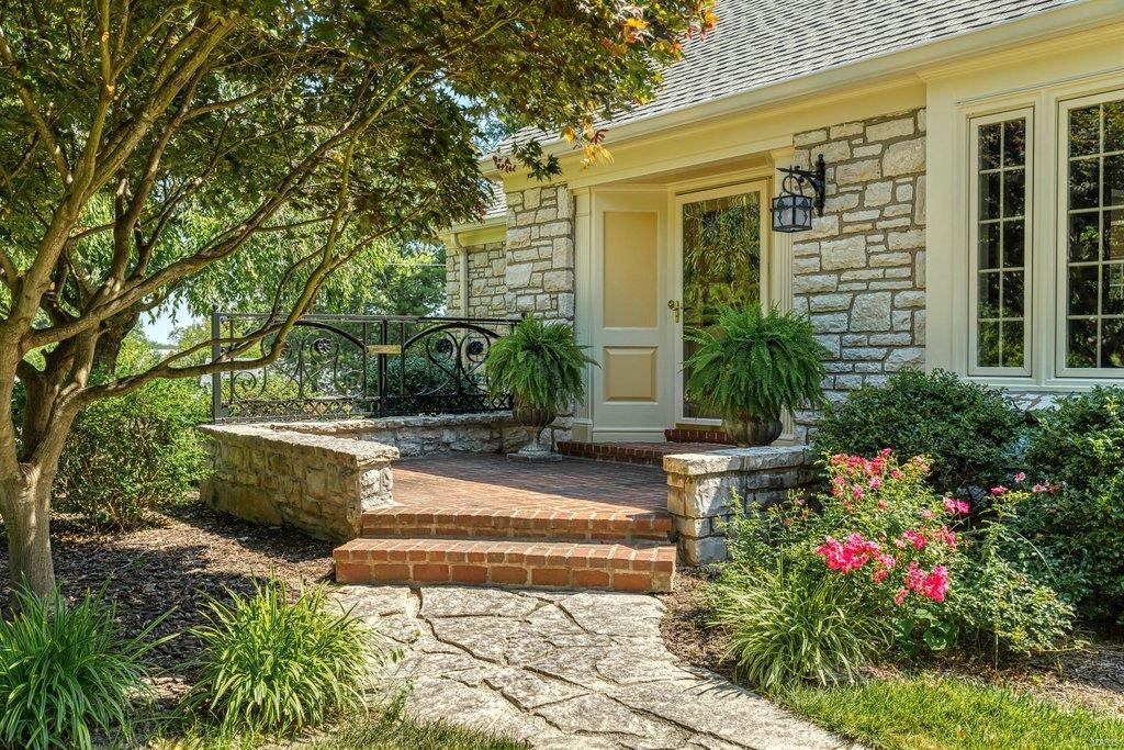 Frontenac - Residential