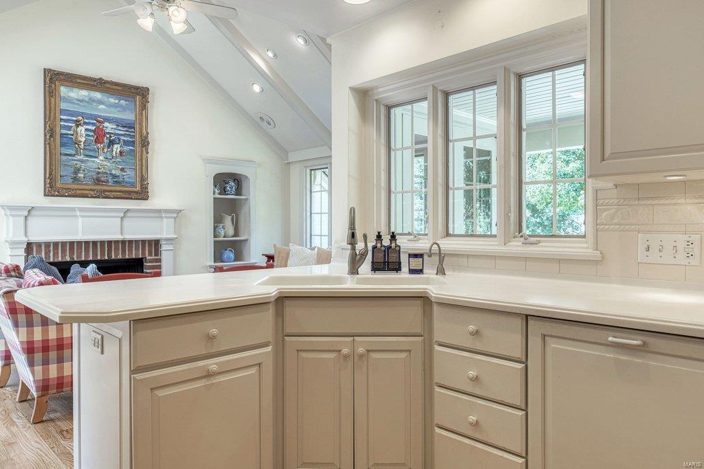 Frontenac - Residential