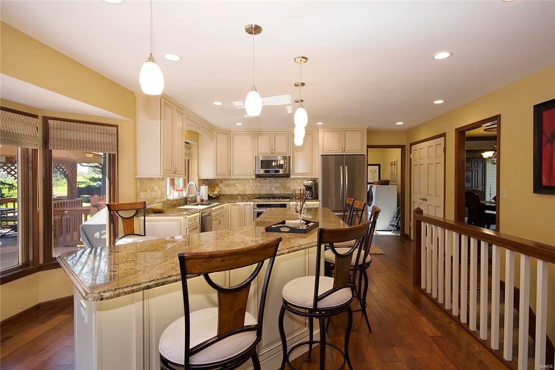 Hunters Pointe #6 - Residential