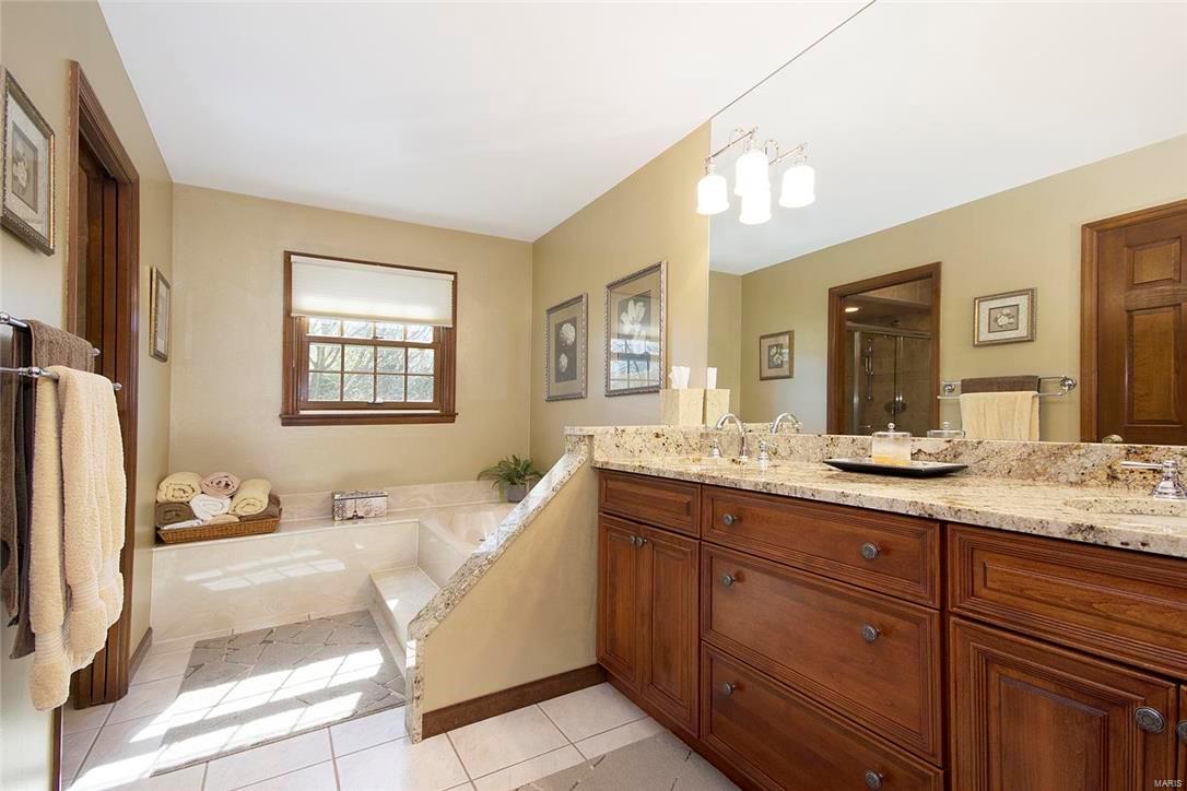 Hunters Pointe #6 - Residential