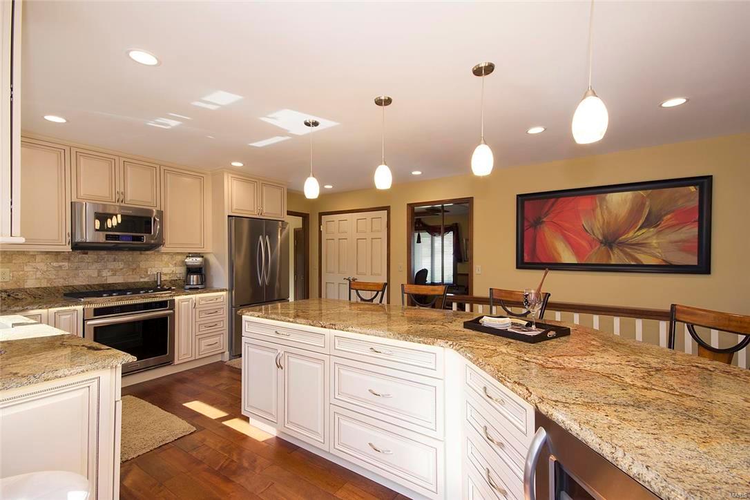 Hunters Pointe #6 - Residential