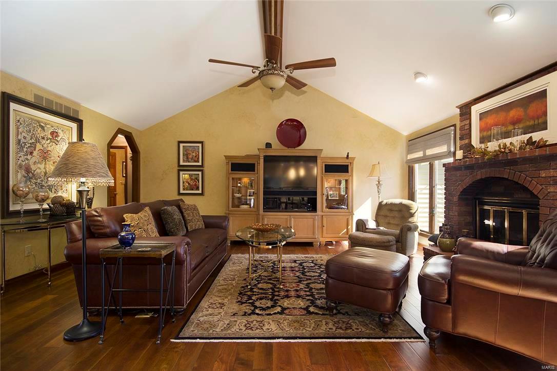 Hunters Pointe #6 - Residential