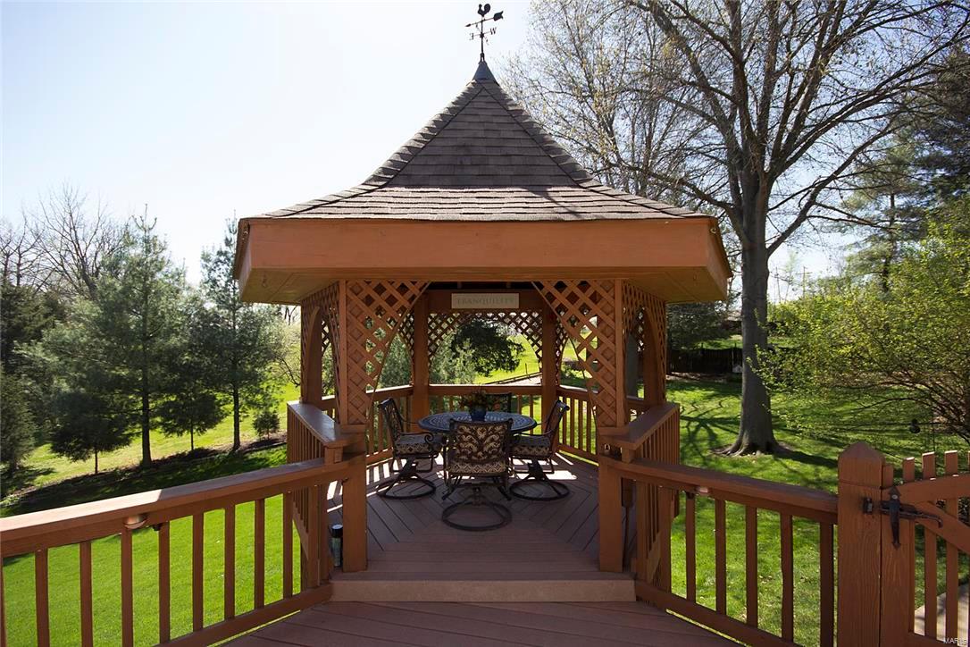 Hunters Pointe #6 - Residential