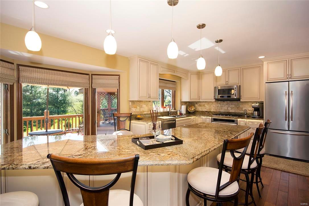Hunters Pointe #6 - Residential