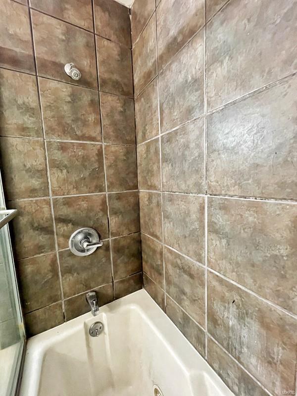 1222 Lucas Lofts/McGowan Lofts - Residential Lease