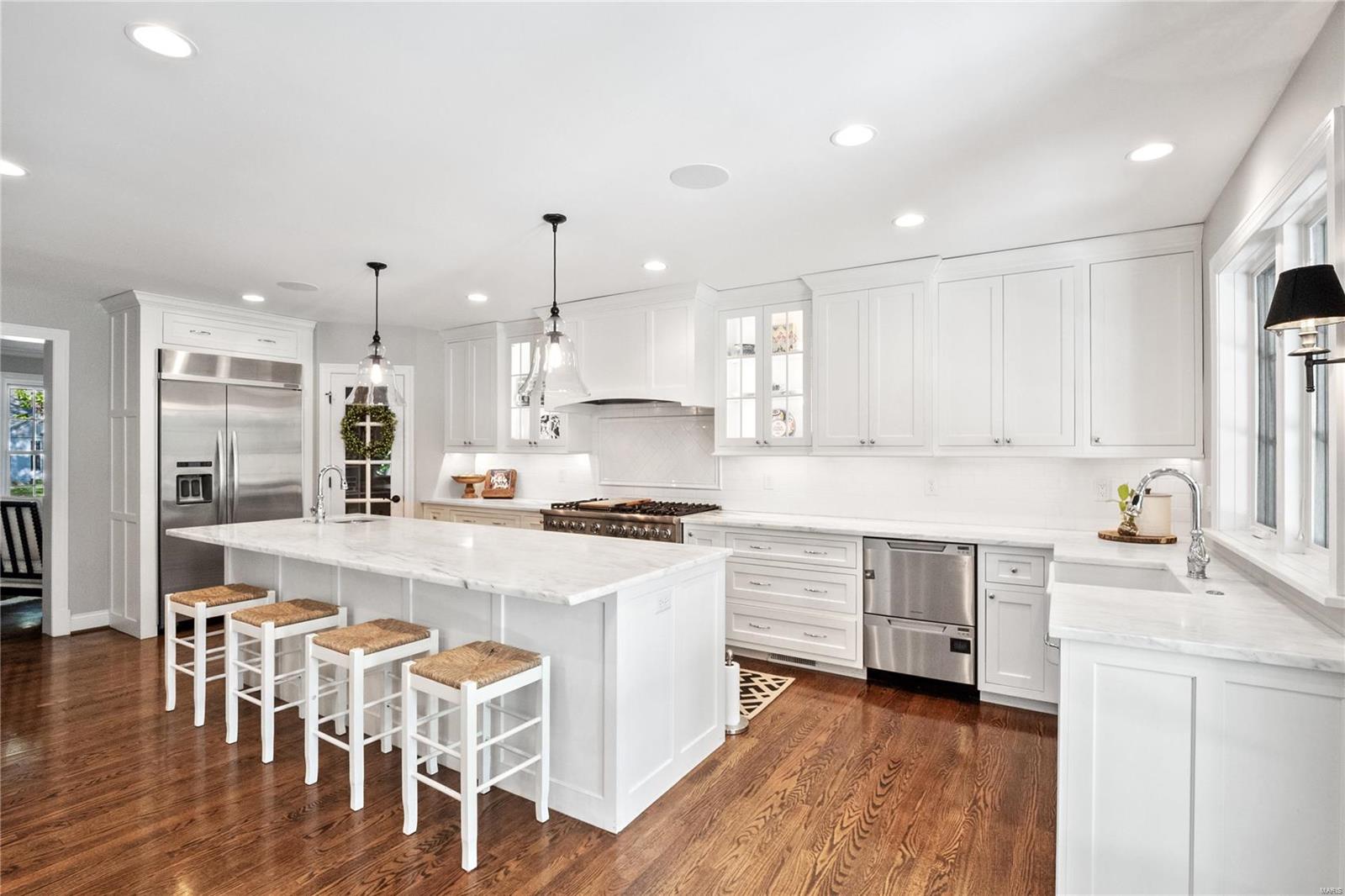 Sunset Lane - Residential