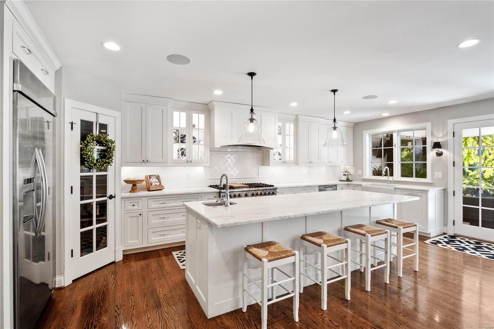 Sunset Lane - Residential