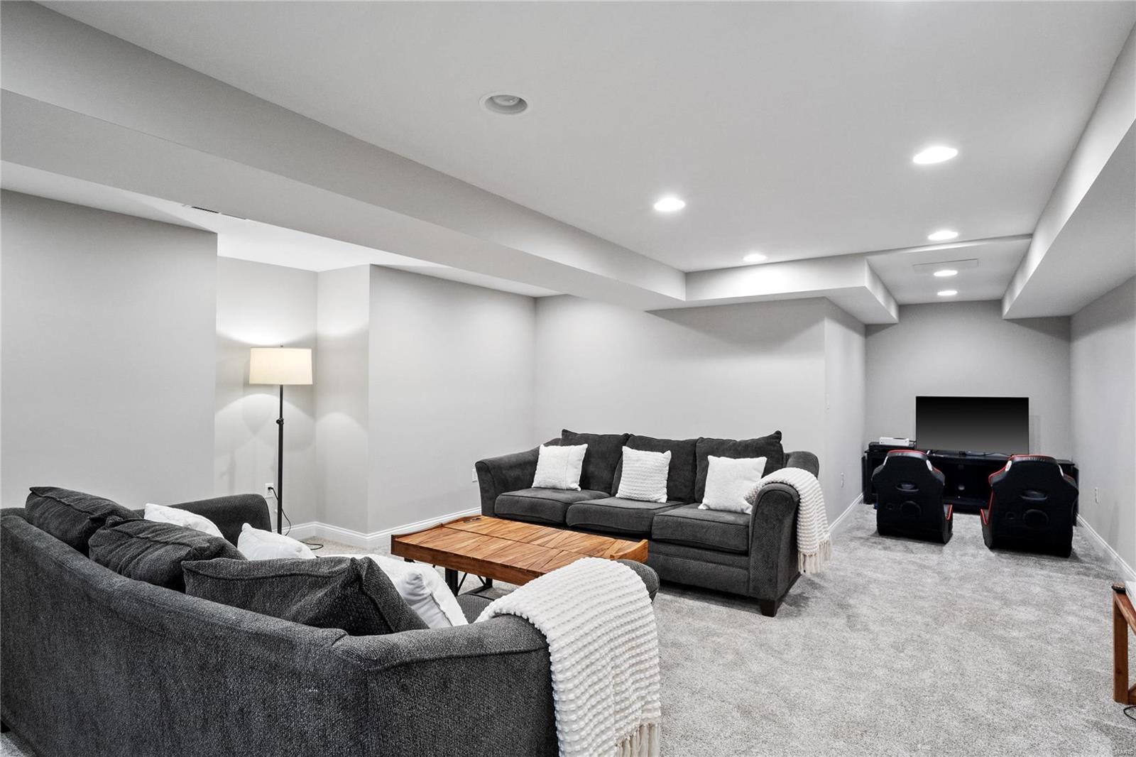 Sunset Lane - Residential