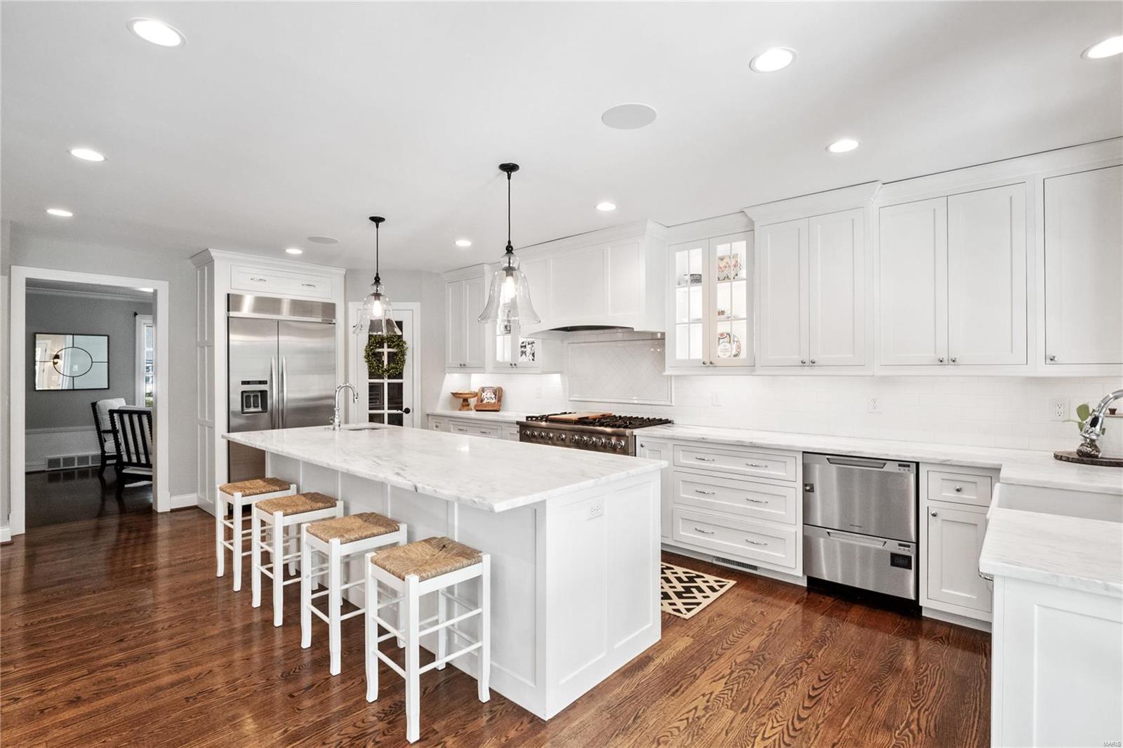 Sunset Lane - Residential