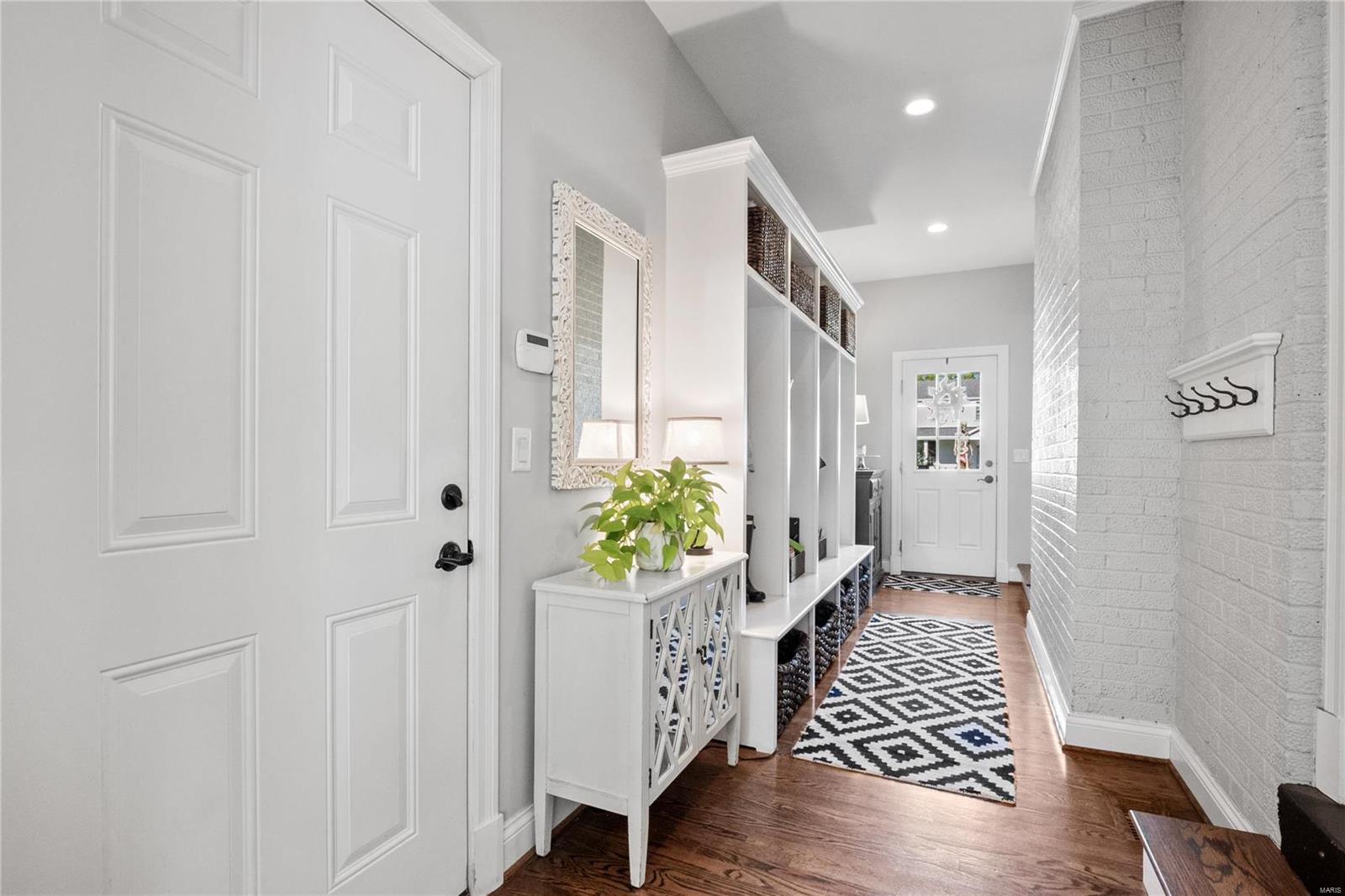 Sunset Lane - Residential