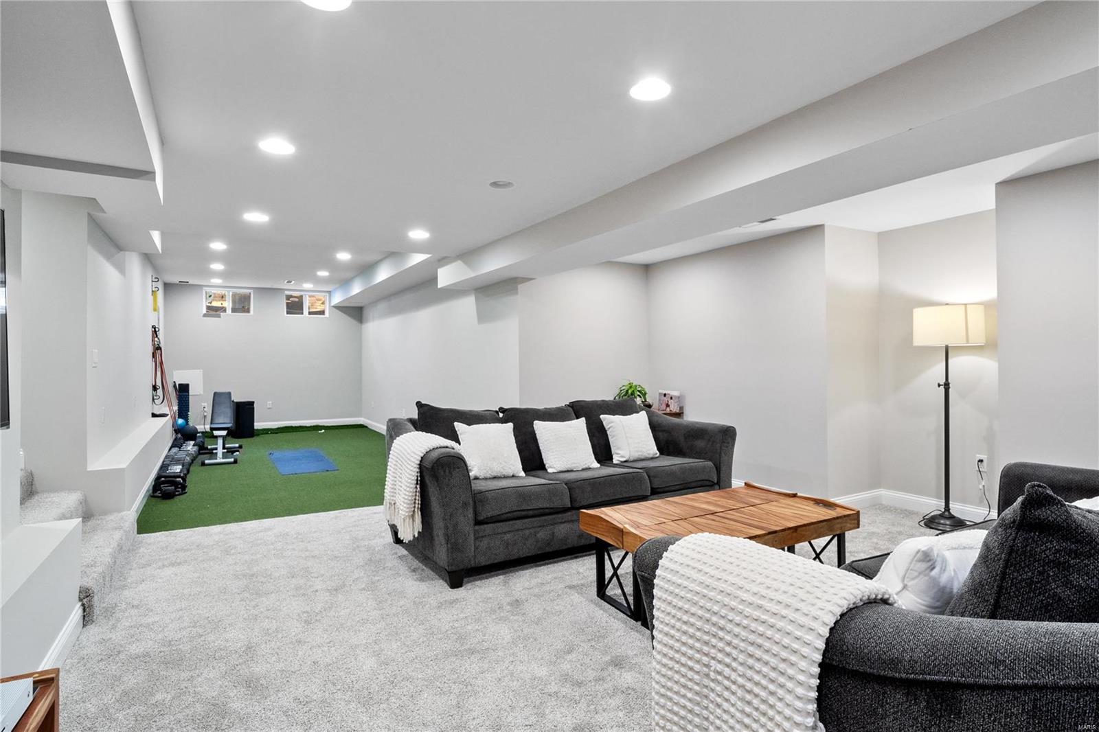 Sunset Lane - Residential