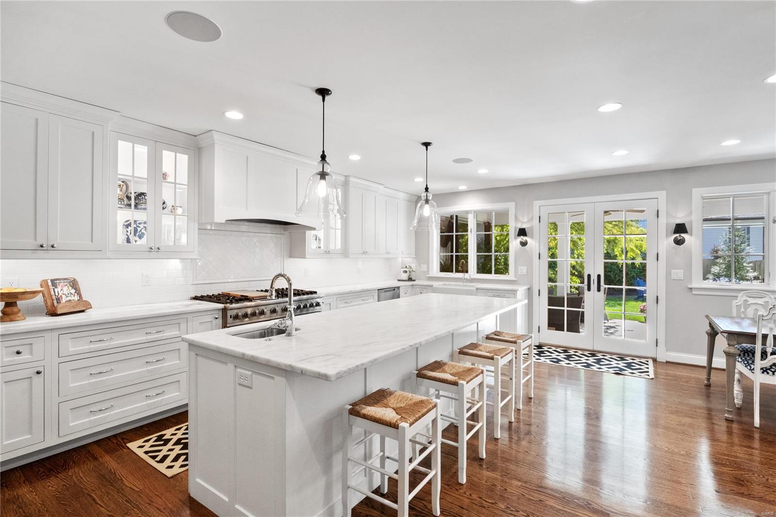 Sunset Lane - Residential