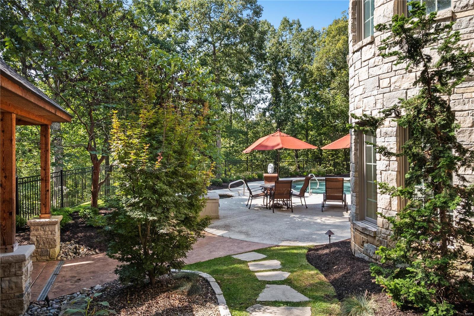 Sec 12 T 44 R 3 - Residential