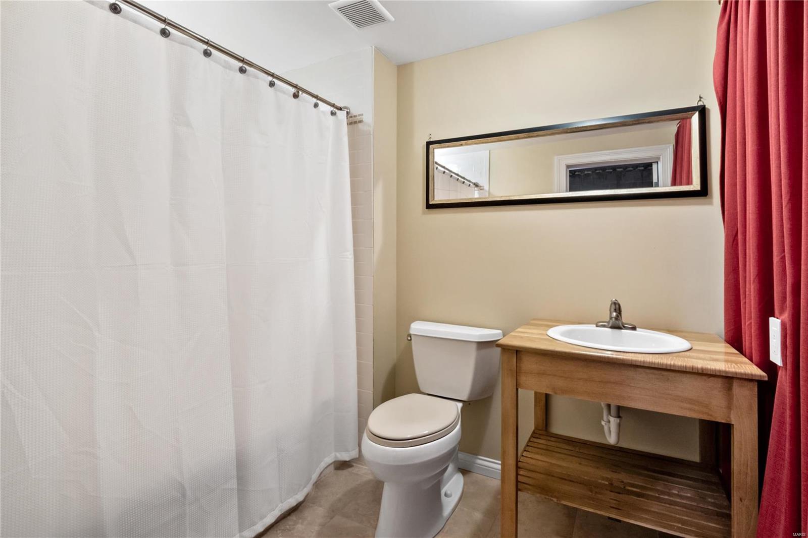 Sec 12 T 44 R 3 - Residential