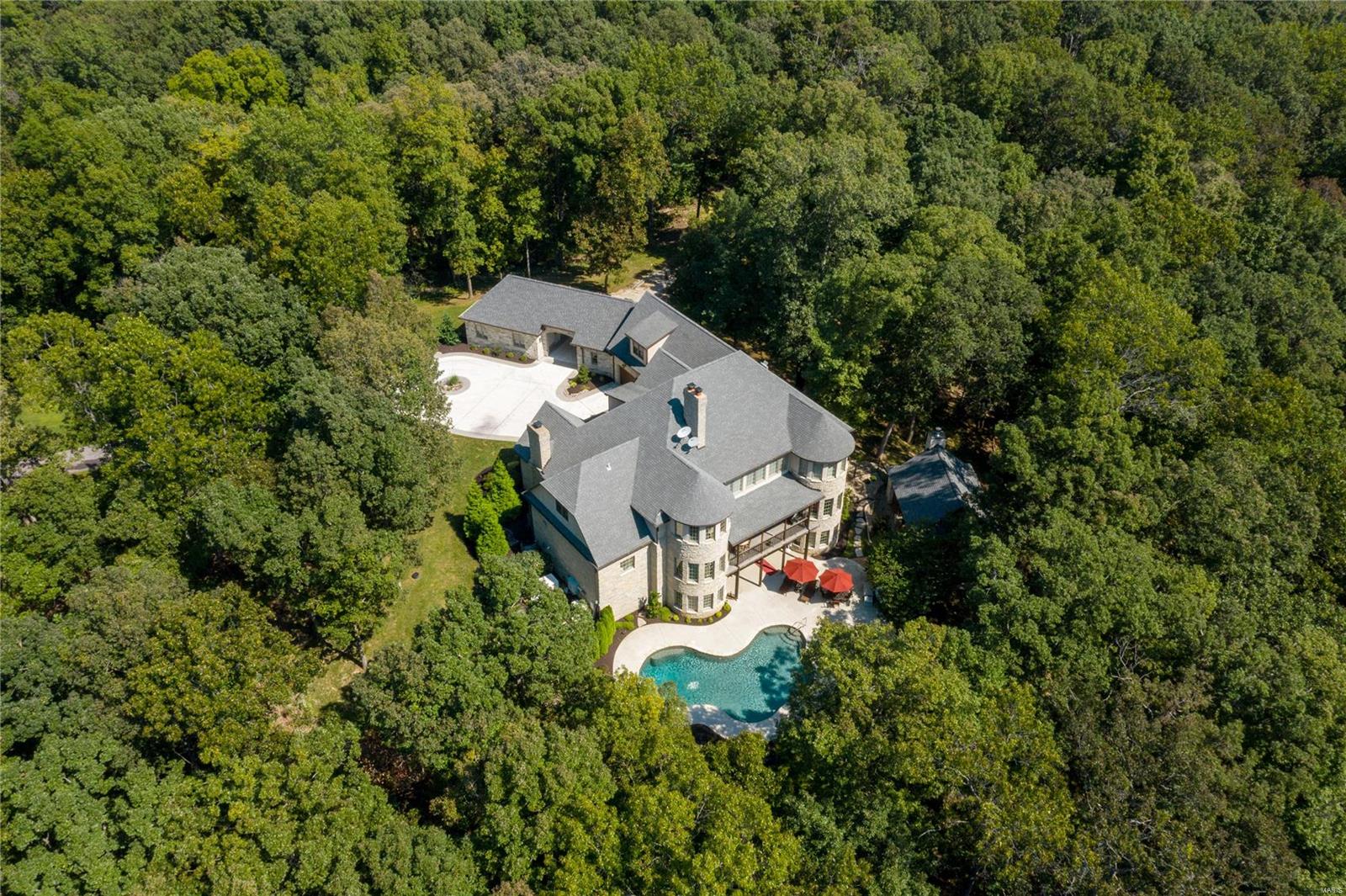 Sec 12 T 44 R 3 - Residential