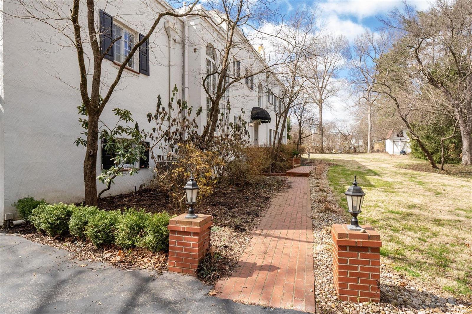 Litzsinger Lane - Residential