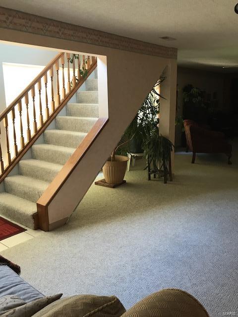 Ridgetop Estate - Residential