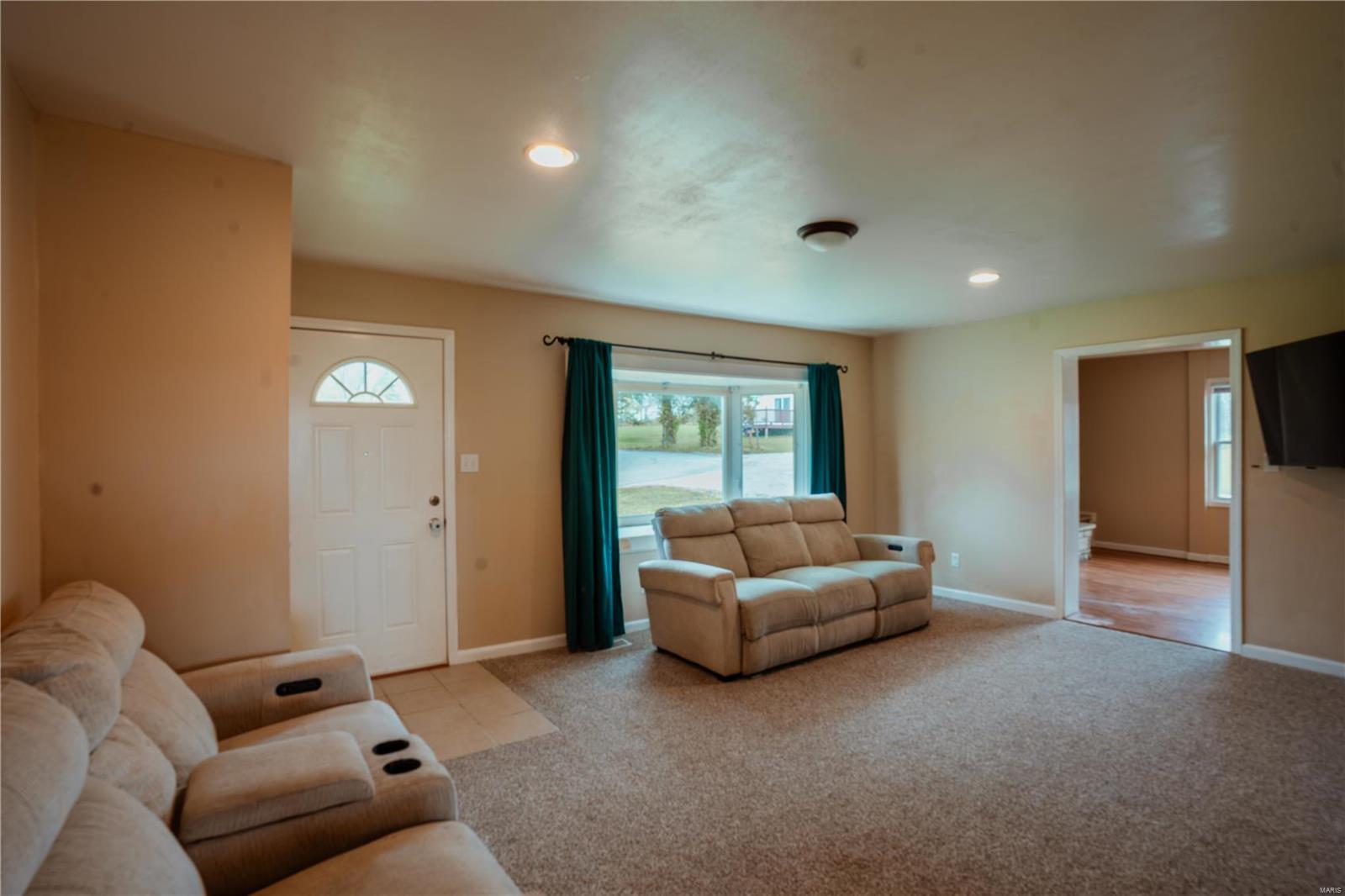 Catawissa, Missouri 63015, United States, 4 Bedrooms Bedrooms, ,2 BathroomsBathrooms,Residential,Coming Soon,97630