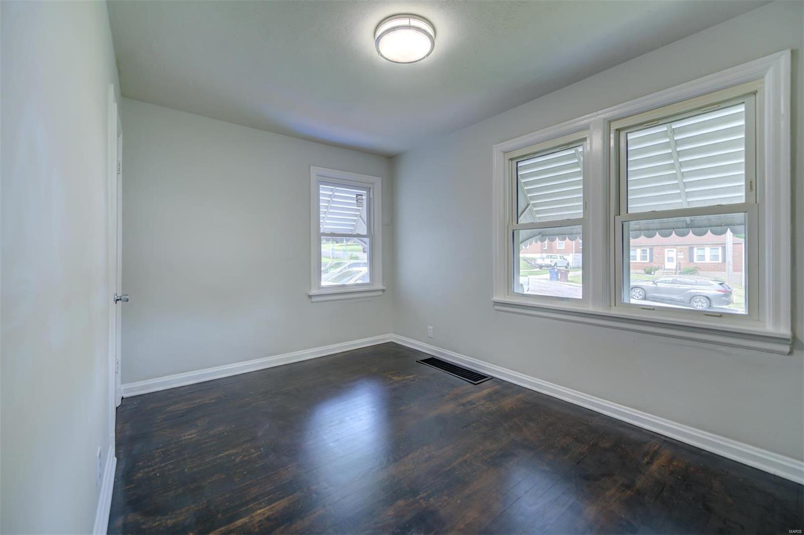 De Hart Place - Residential