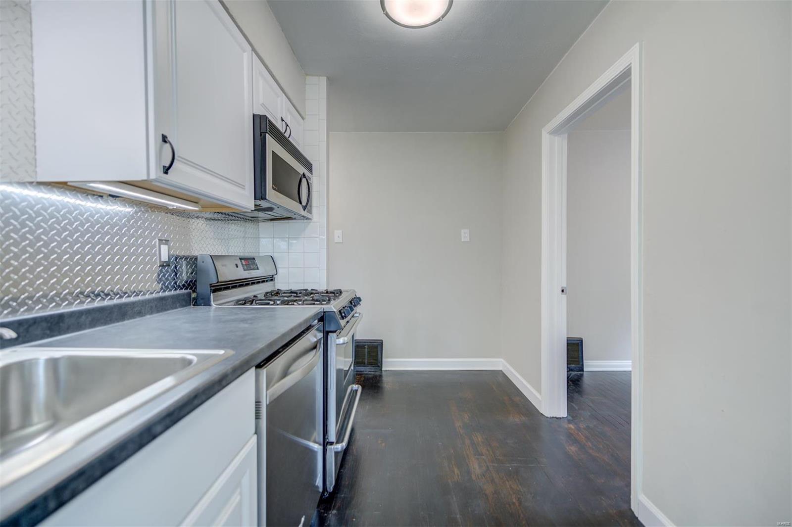 De Hart Place - Residential