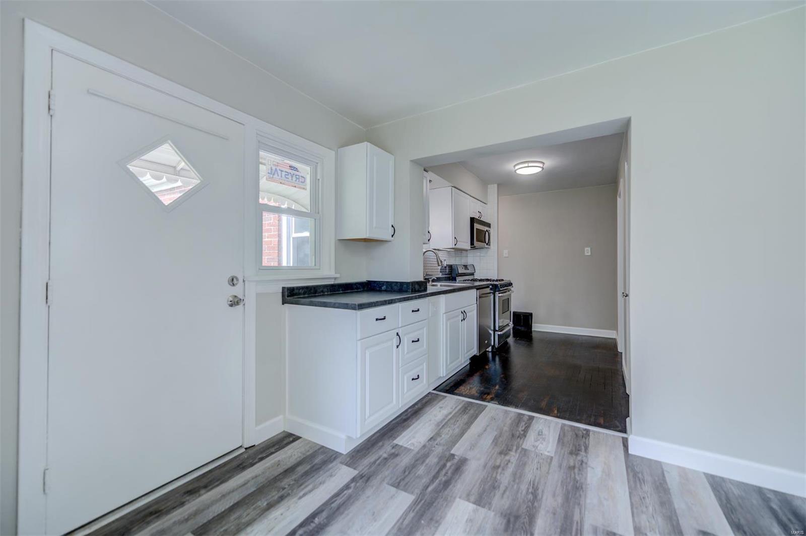 De Hart Place - Residential