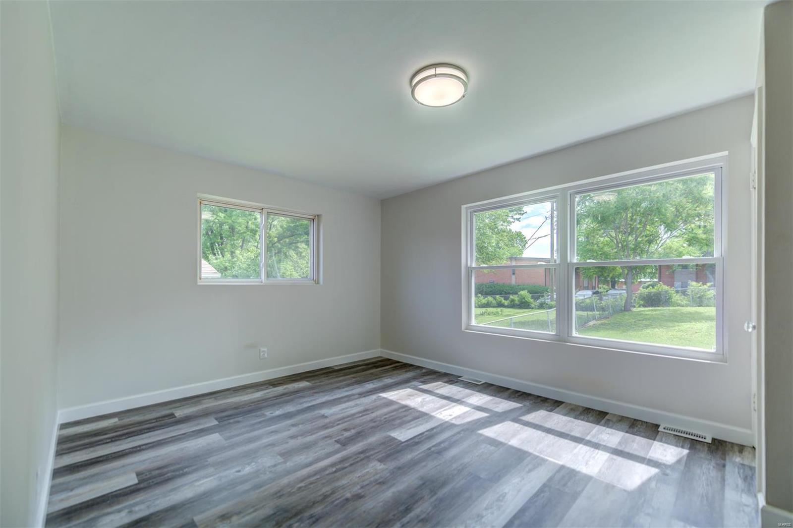 De Hart Place - Residential