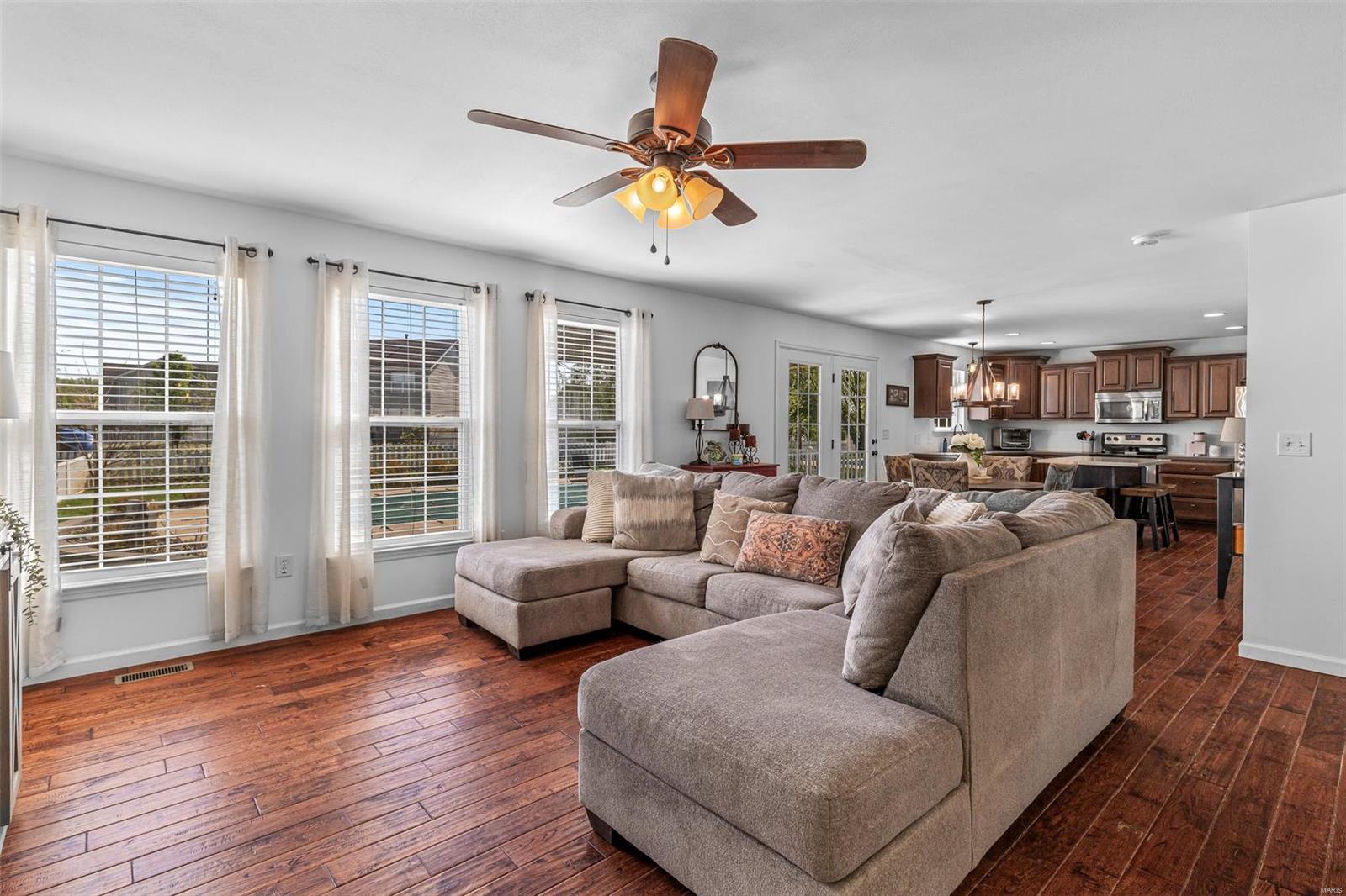 Bailey Station Place 06 - Residential