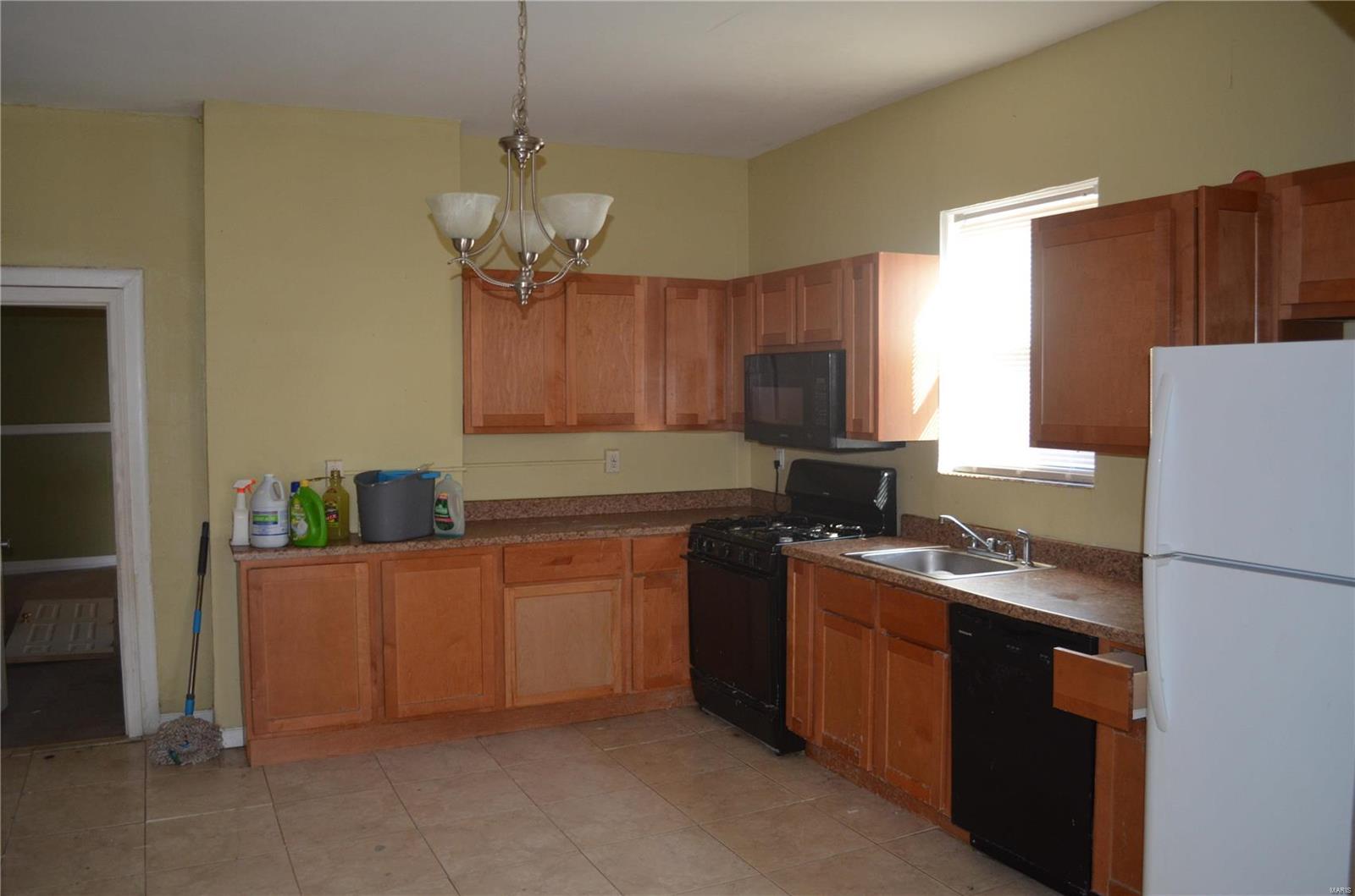 Balsons Olive Street Add - Residential