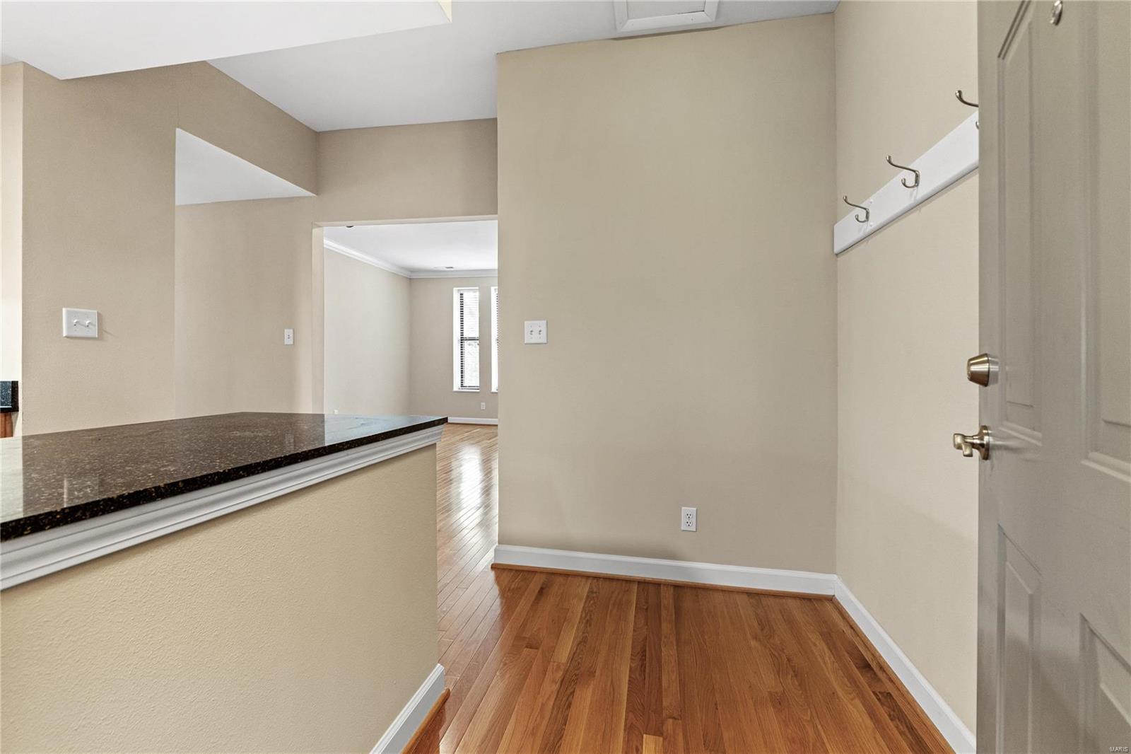 St Louis, Missouri 63112, United States, 2 Bedrooms Bedrooms, ,1 BathroomBathrooms,Residential,Active,24862