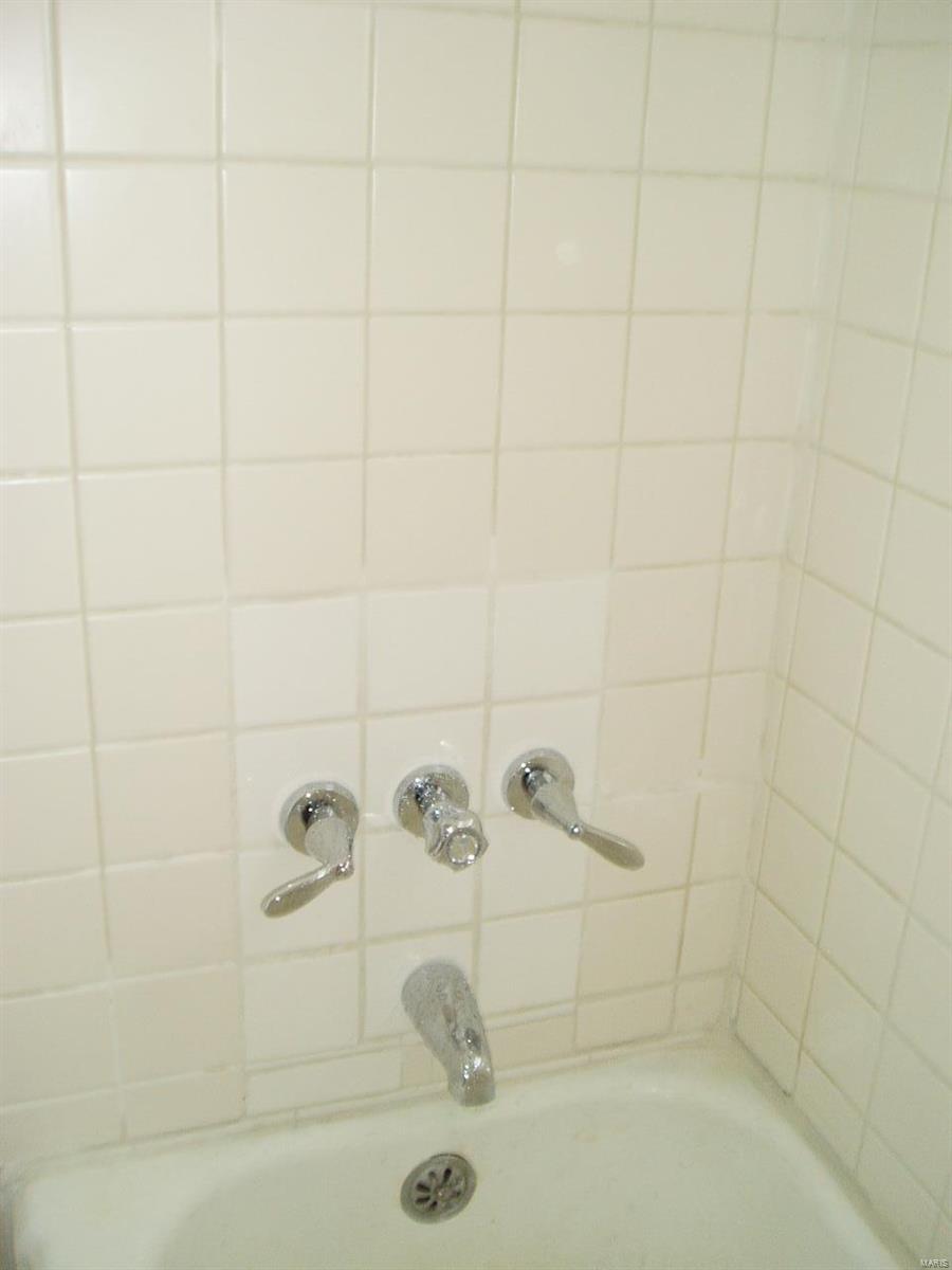 St. Louis Commons add - Residential